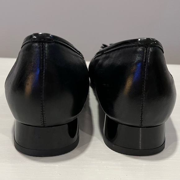 Vintage Floral-Detail Flats - Picture 7 of 8